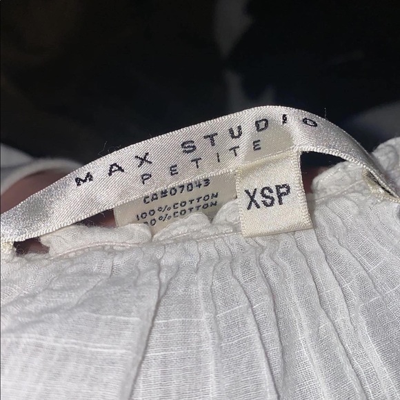 ✿ white top (max studio) ✿ - Picture 3 of 3